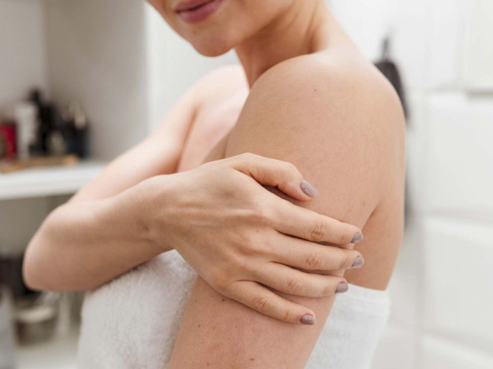 Los granitos del frío: qué son, por qué empeoran en invierno y cómo tratarlos 